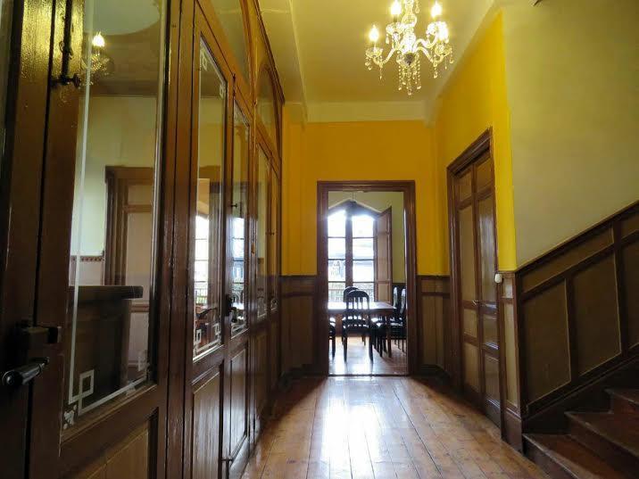 Albergue La Casona Del Peregrino 라네스 외부 사진