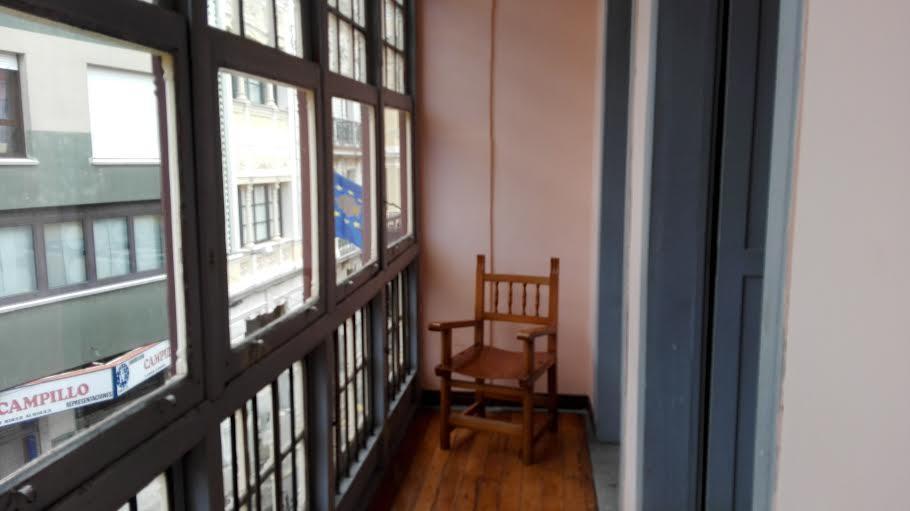 Albergue La Casona Del Peregrino 라네스 외부 사진