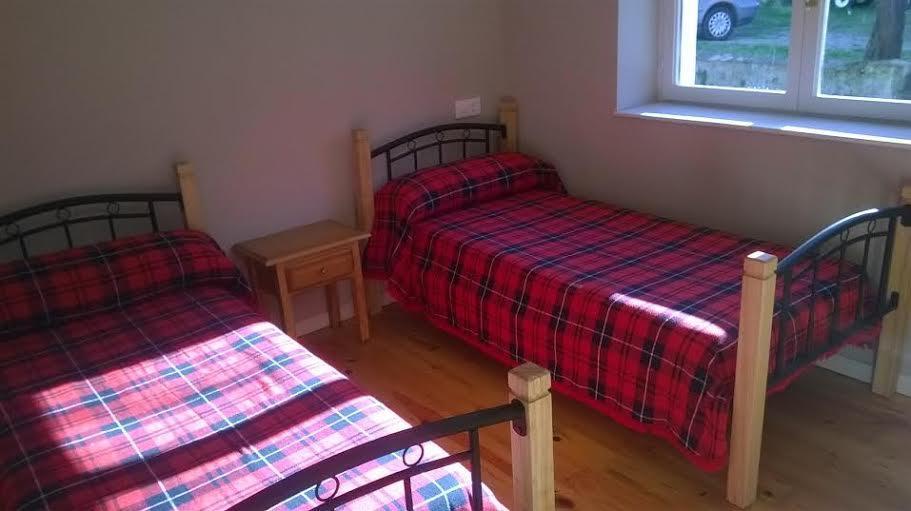 Albergue La Casona Del Peregrino 라네스 외부 사진